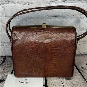 VINTAGE 1950s STERLING USA GENUINE LIZARD
SKIN HANDBAG TOP HANDLE PURSE
CLASSIC